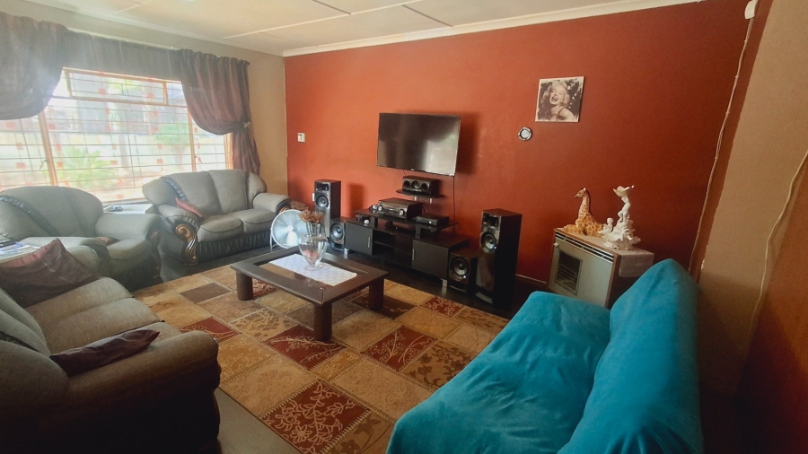 3 Bedroom Property for Sale in Sasolburg Ext 4 Free State